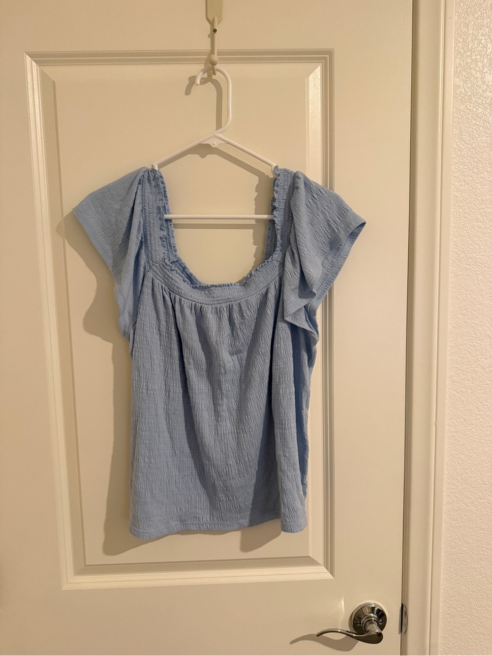 LC Lauren Conrad Light Blue Square-Neck Flutter Sleeve Top Size Women’s Large